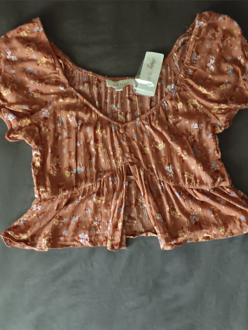 Pink Rose Rust Floral Crop Top with Ruffle Hem